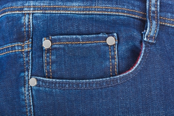 Top stitching on jeans