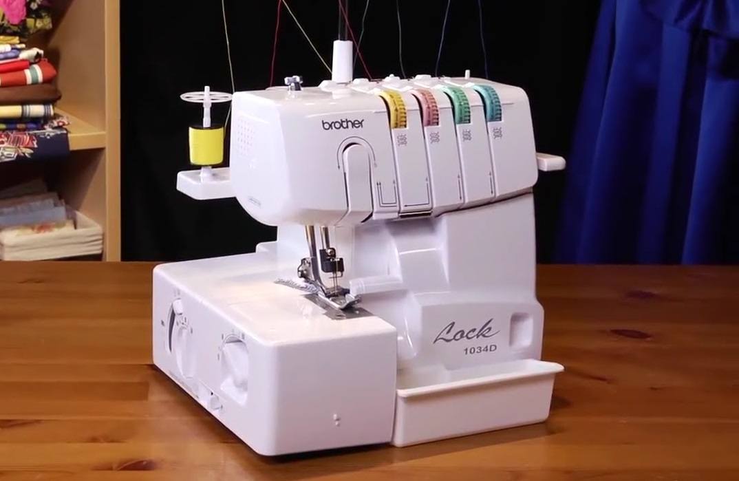 Serger vs Sewing Machine